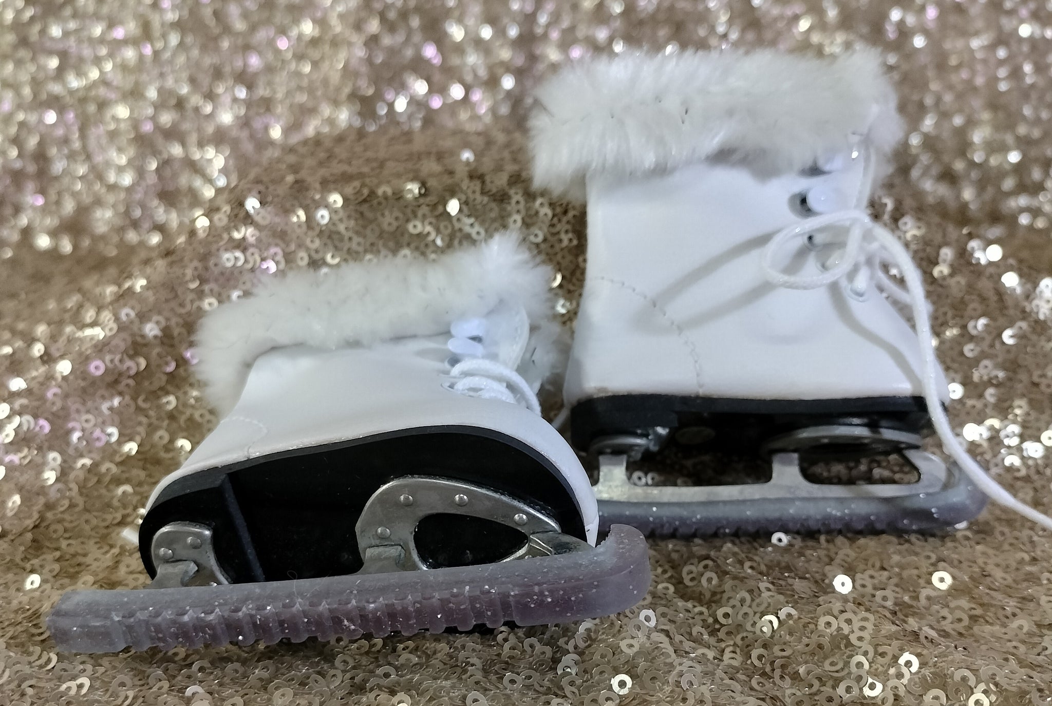 American Girl - Ice Skates for 18" Doll - Sparkly Faux-fur Edging - Glittery Skate Guards